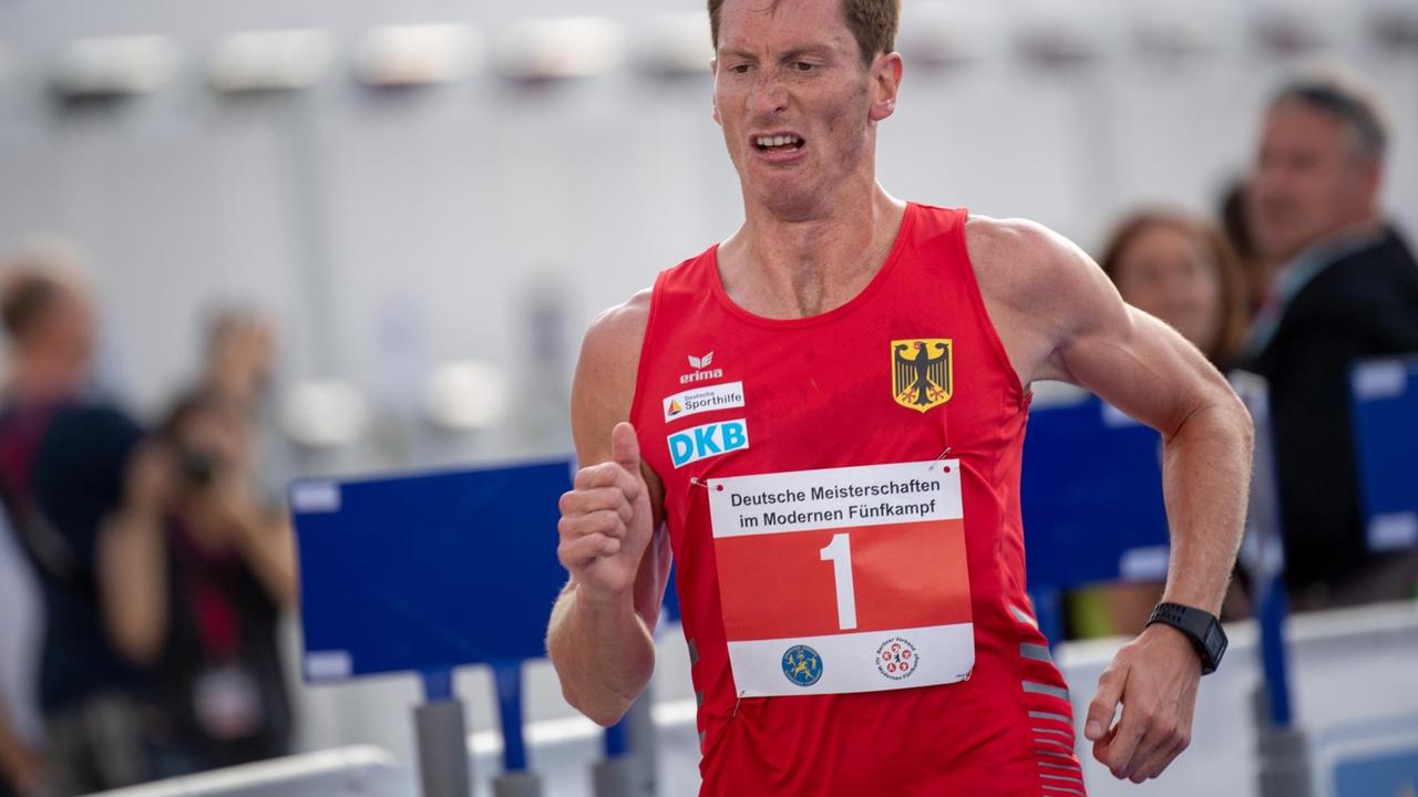 Alexander Nobis bei der Deutschen Meisterschaft im Moderner Fünfkampf. Alexander Nobis bei der Deutschen Meisterschaft im Moderner Fünfkampf.