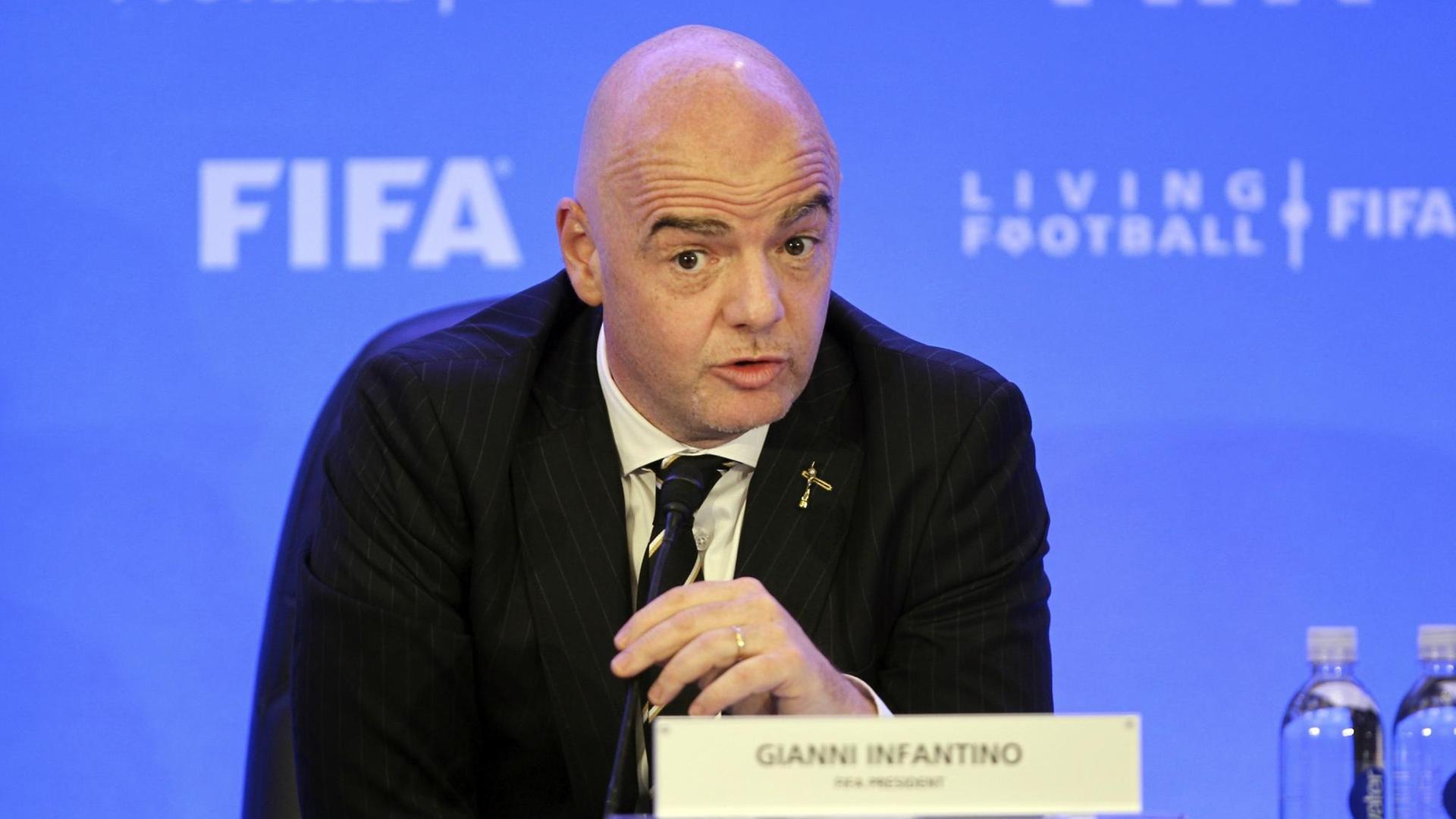 Die Schweizer Behörden ermitteln gegen FIFA-Präsident Gianni Infantino. Die Schweizer Behörden ermitteln gegen FIFA-Präsident Gianni Infantino.