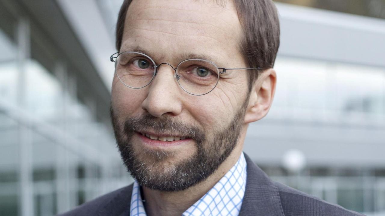 Ein Lockdown träfe aktuell die Falschen, meint Uwe Volkmann Ein Lockdown träfe aktuell die Falschen, meint Uwe Volkmann