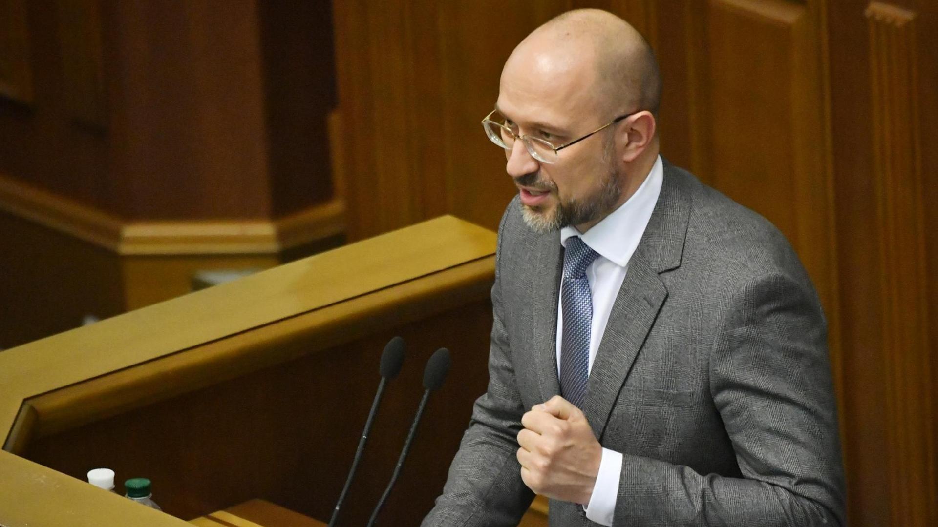 Ministerpräsident der Ukraine, Denis Schmyhal, im ukrainischen Parlament Ministerpräsident der Ukraine, Denis Schmyhal, im ukrainischen Parlament