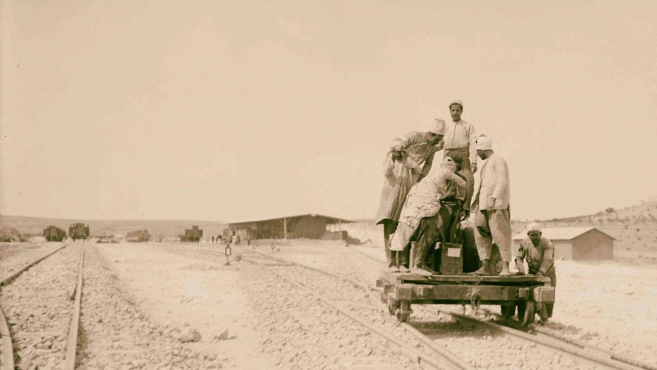 Bau der Bagdadbahn bei Aleppo Bau der Bagdadbahn bei Aleppo
