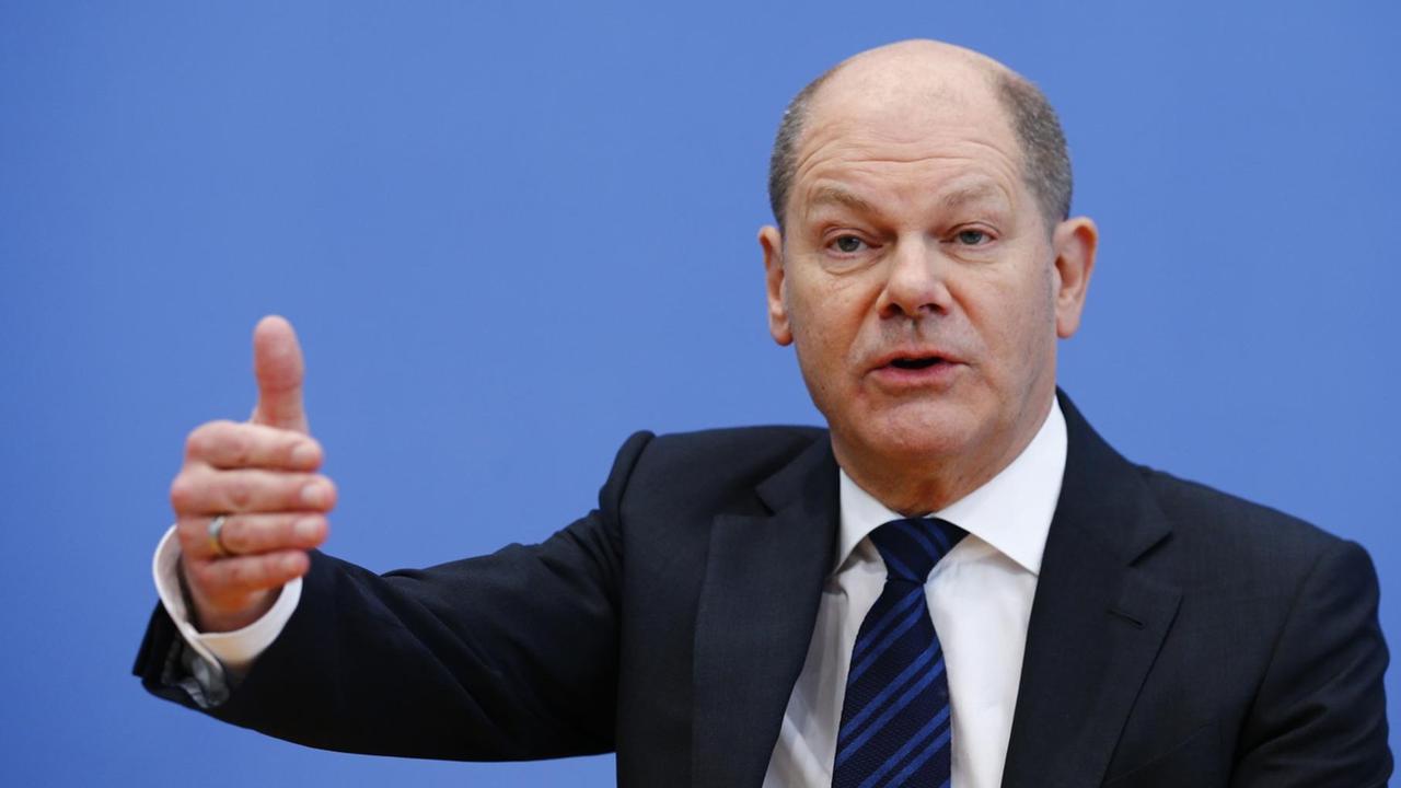 Olaf Scholz bei der Bundespressekonferenz in Berlin Olaf Scholz bei der Bundespressekonferenz in Berlin