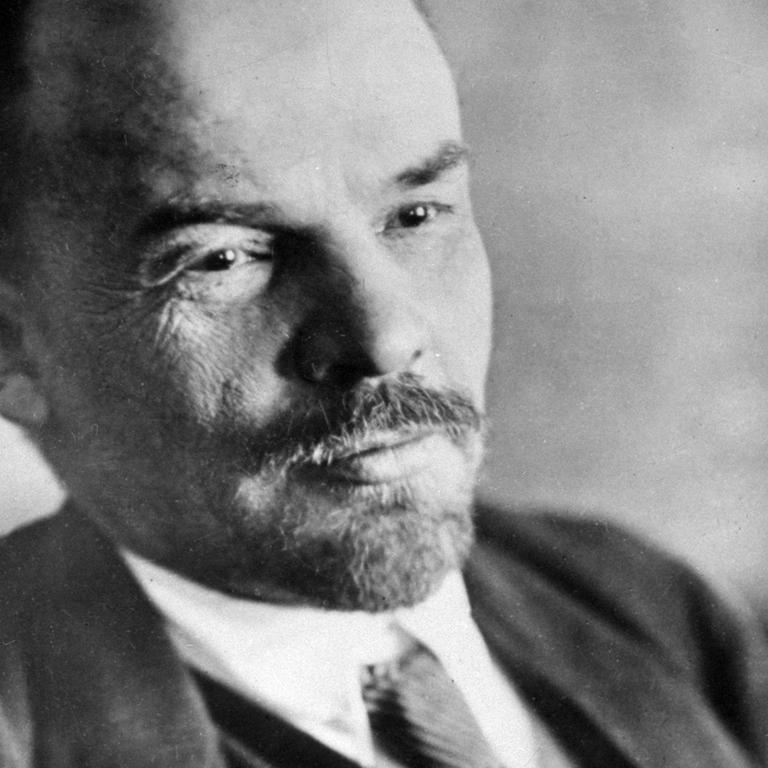 Wladimir Iljitsch Lenin in Sankt Petersburg im Januar 1918