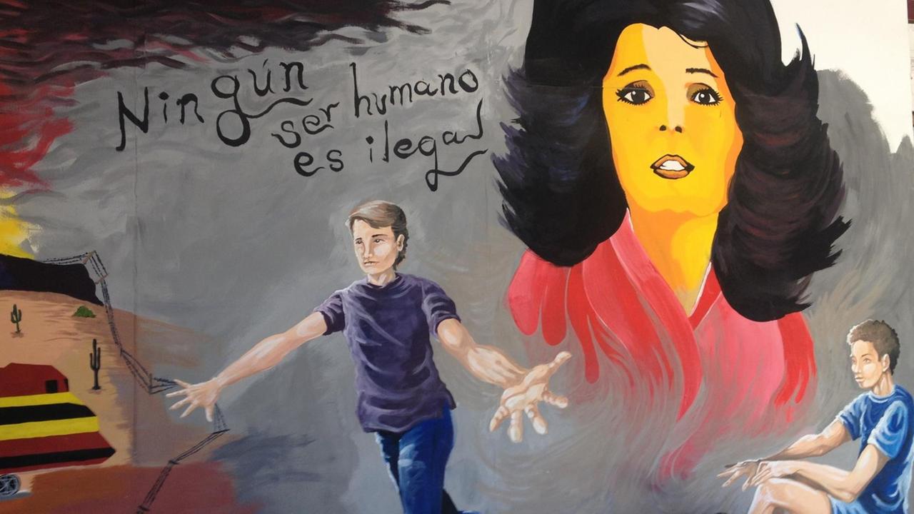 Graffiti an der Casa del migrante in Mexiko: "Kein Mensch ist illegal"