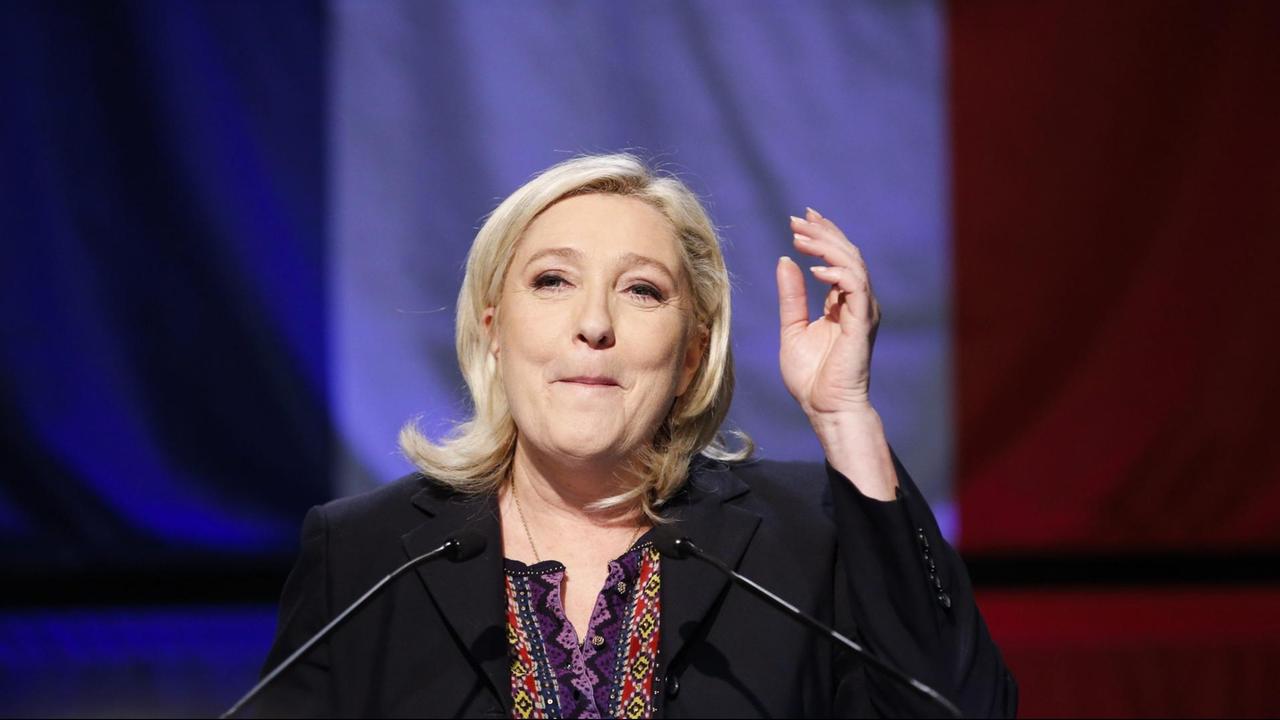 Die Vorsitzende des Front National, Marine Le Pen ist hier zu sehen. Die Vorsitzende des Front National, Marine Le Pen ist hier zu sehen.