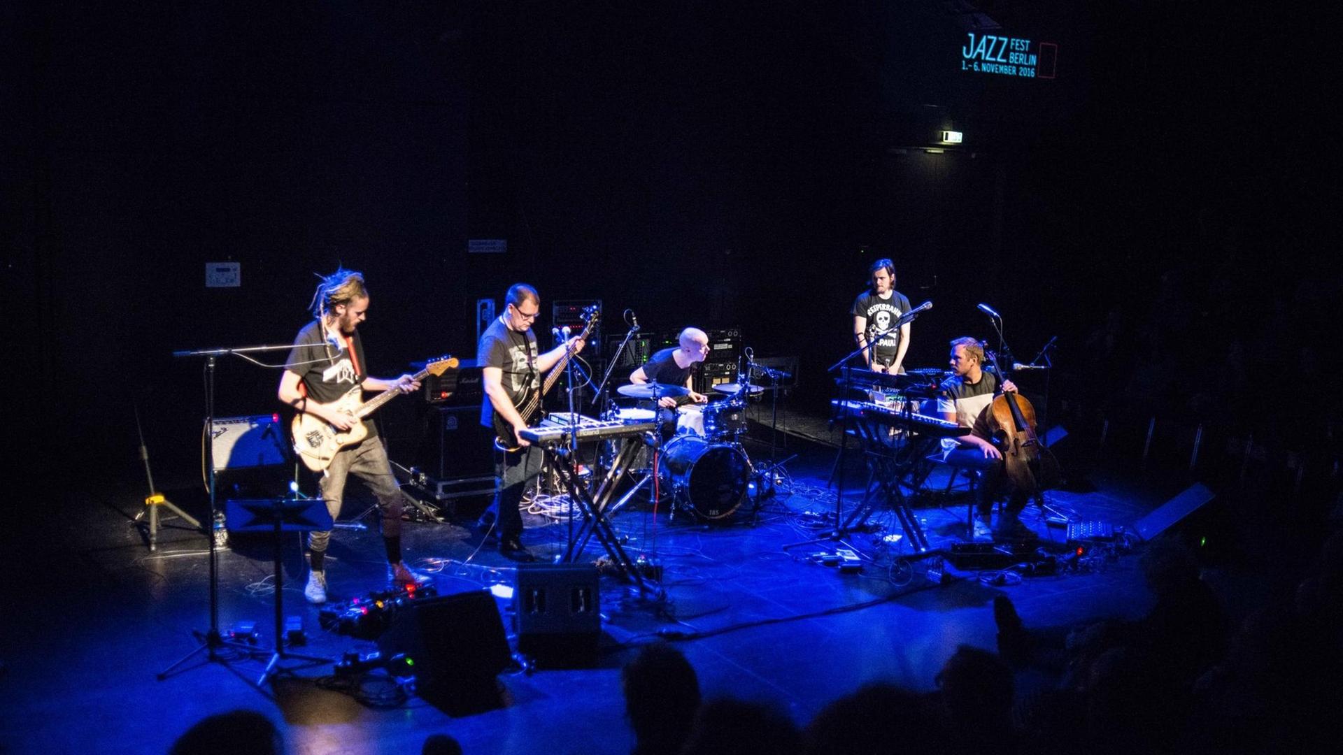Oddarrang bei ihrem Auftritt beim Jazzfest Berlin. Oddarrang bei ihrem Auftritt beim Jazzfest Berlin.