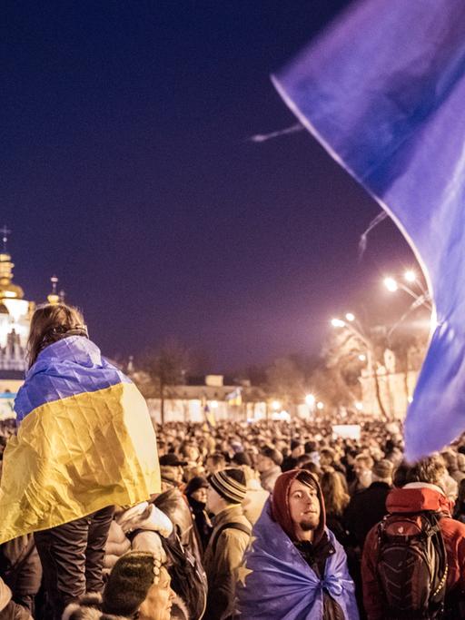 Ukrainer demonstrieren in Kiew für einen EU-Beitritt ihres Landes.