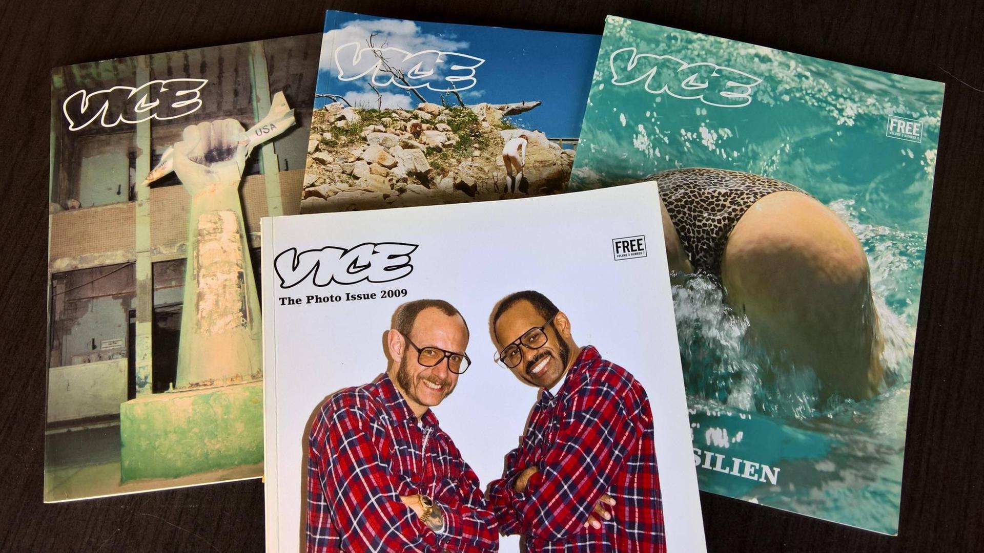 Vier gedruckte Ausgaben von "Vice" Vier gedruckte Ausgaben von "Vice"