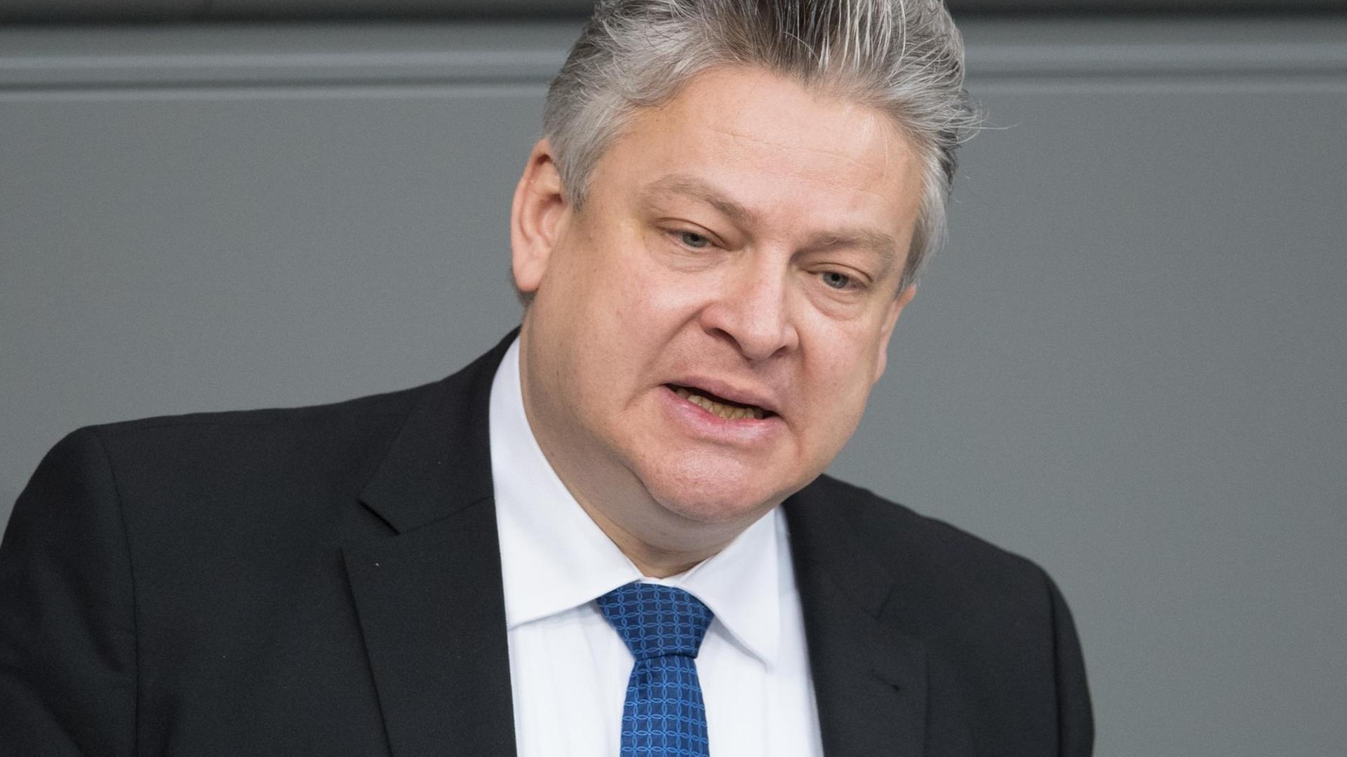 Der AfD-Abgeordnete Thomas Seitz spricht 2019 im Bundestag. Der AfD-Abgeordnete Thomas Seitz spricht 2019 im Bundestag.