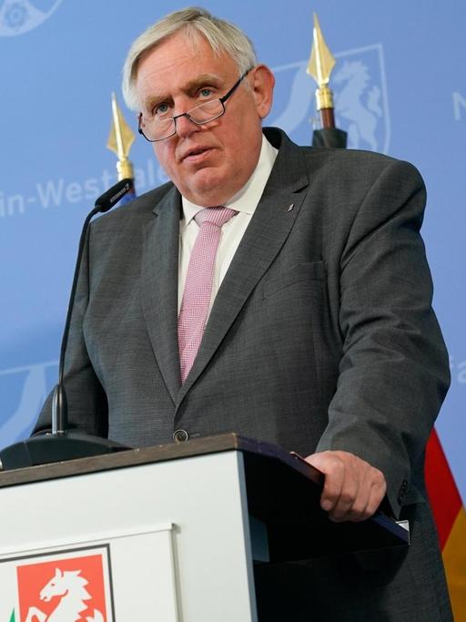 Karl-Josef Laumann (CDU), Minister für Gesundheit, Arbeit und Soziales in Nordrhein-Westfalen