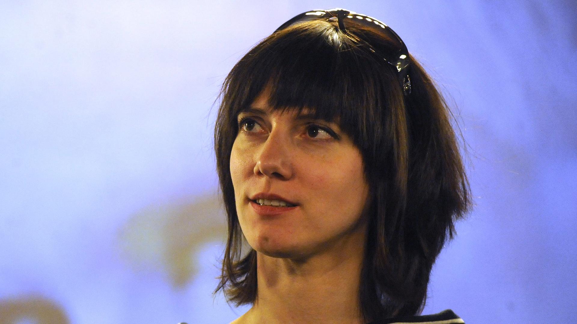 Ziska Riemann ist deutsche Comic-Zeichnerin, Regisseurin, Drehbuchautorin und Musikerin. Ziska Riemann ist deutsche Comic-Zeichnerin, Regisseurin, Drehbuchautorin und Musikerin.