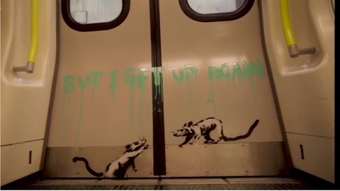 Das Foto zeigt die Ratten von dem Künstler Banksy in der U-Bahn in London.
