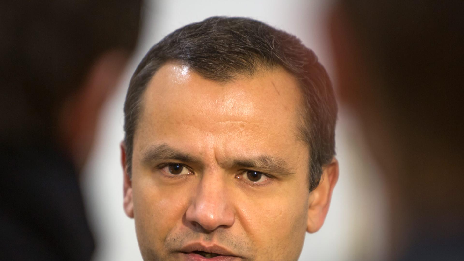 Schwerer Vorwurf gegen den SPD-Innenpolitiker Sebastian Edathy Schwerer Vorwurf gegen den SPD-Innenpolitiker Sebastian Edathy
