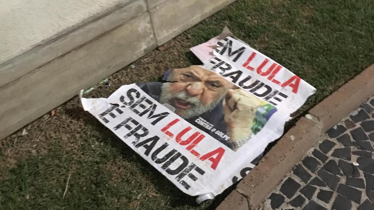 Brasilien im Wahlkampf – Eine Wahl ohne Lula ist Betrug. Brasilien im Wahlkampf – Eine Wahl ohne Lula ist Betrug.