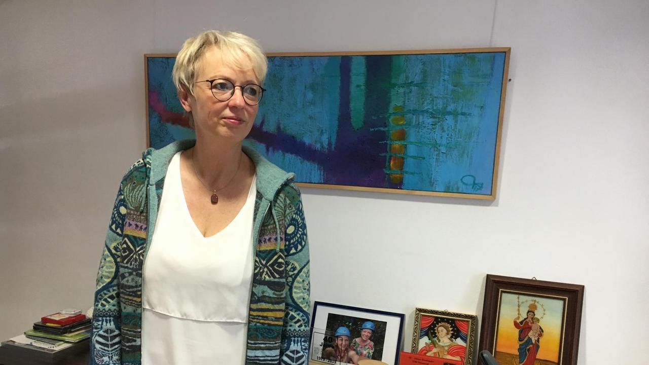 Gudrun Donaubauer, Bürgermeisterin von Hauzenberg, erhielt Drohbriefe - wohl weil sie sich für einen Windpark einsetzt Gudrun Donaubauer, Bürgermeisterin von Hauzenberg, erhielt Drohbriefe - wohl weil sie sich für einen Windpark einsetzt