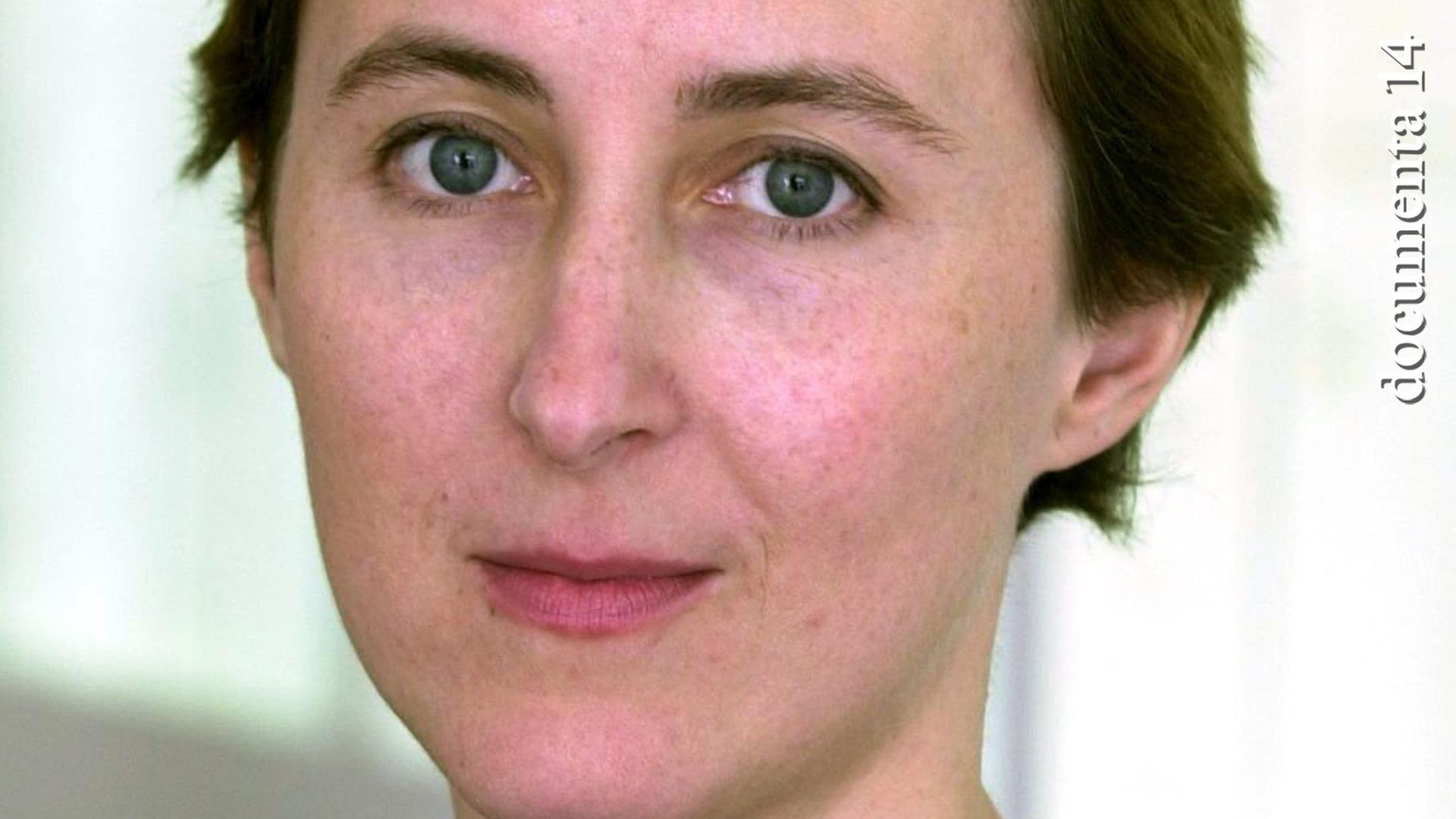 Die Künstlerin Maria Eichhorn, Aufnahme von 2002, versehen mit Schriftzug "documenta 14" Die Künstlerin Maria Eichhorn, Aufnahme von 2002, versehen mit Schriftzug "documenta 14"