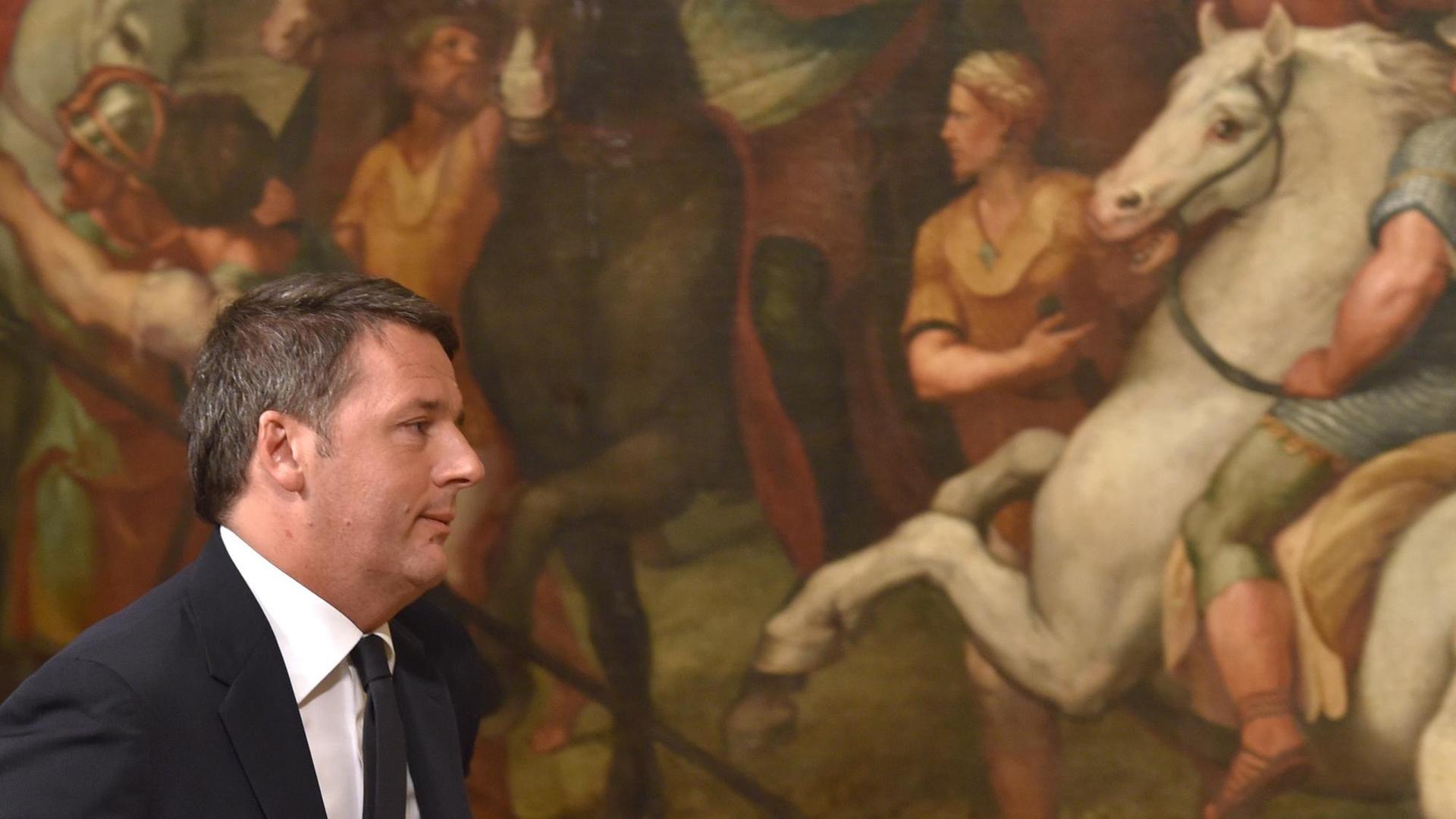 Italiens Ministerpräsident Matteo Renzi nach seiner Rücktritts-Ankündigung im Palazzo Chigi in Rom