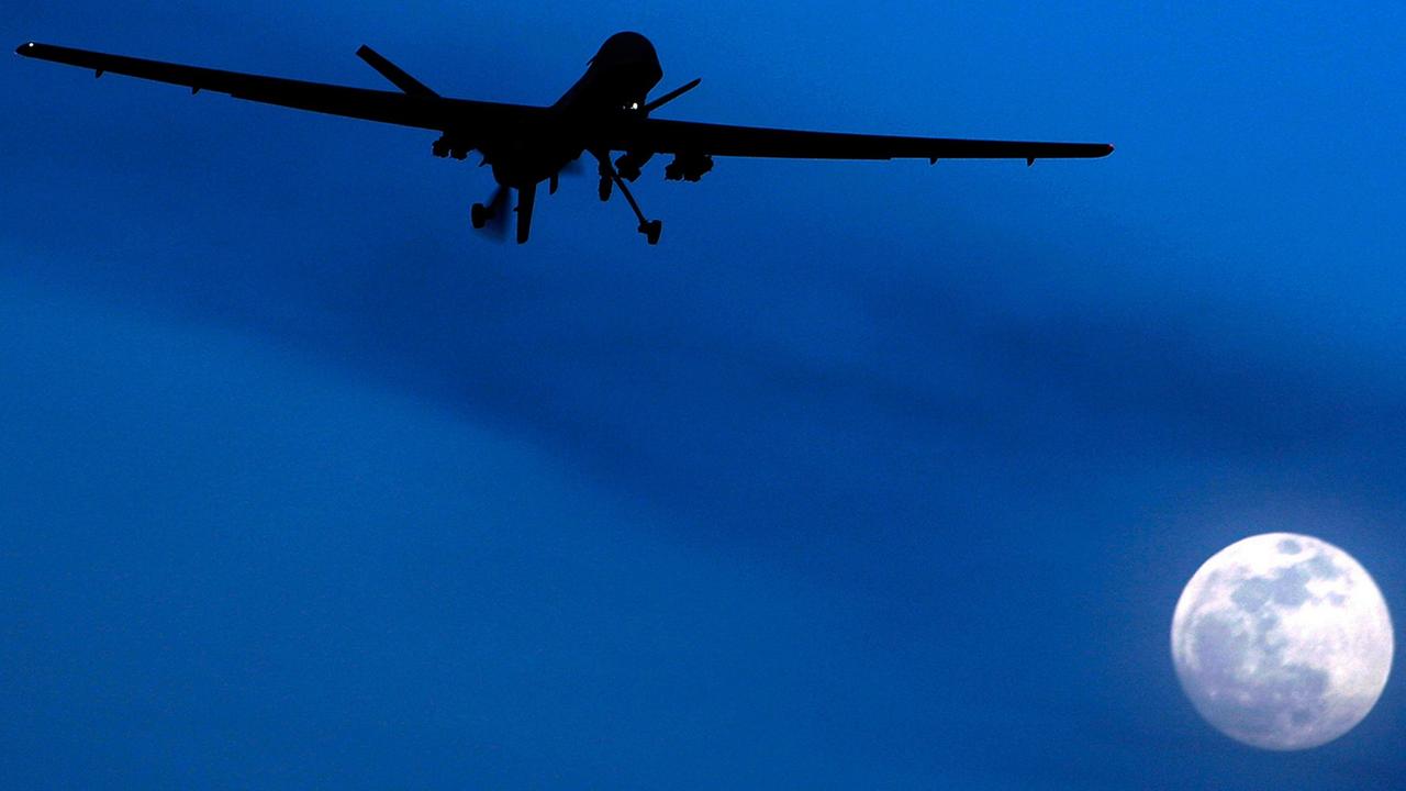 Eine Drohne vom Typ Predator im Einsatz in Afghanistan. Eine Drohne vom Typ Predator im Einsatz in Afghanistan.