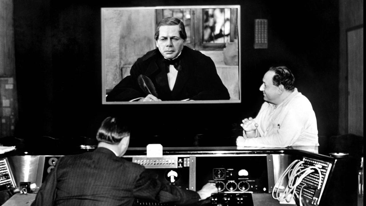 Der Komponist Erich Wolfgang Korngold (rechts) und der Regisseur William Dieterle 1939 im Studio.