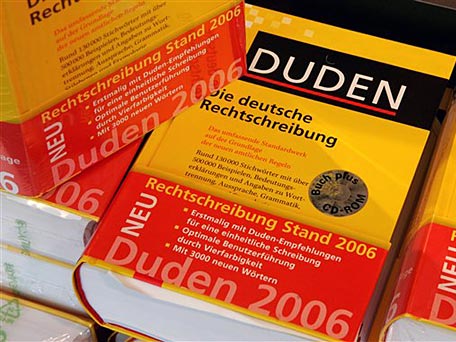 Im Duden steht, wie es richtig geht. Im Duden steht, wie es richtig geht.