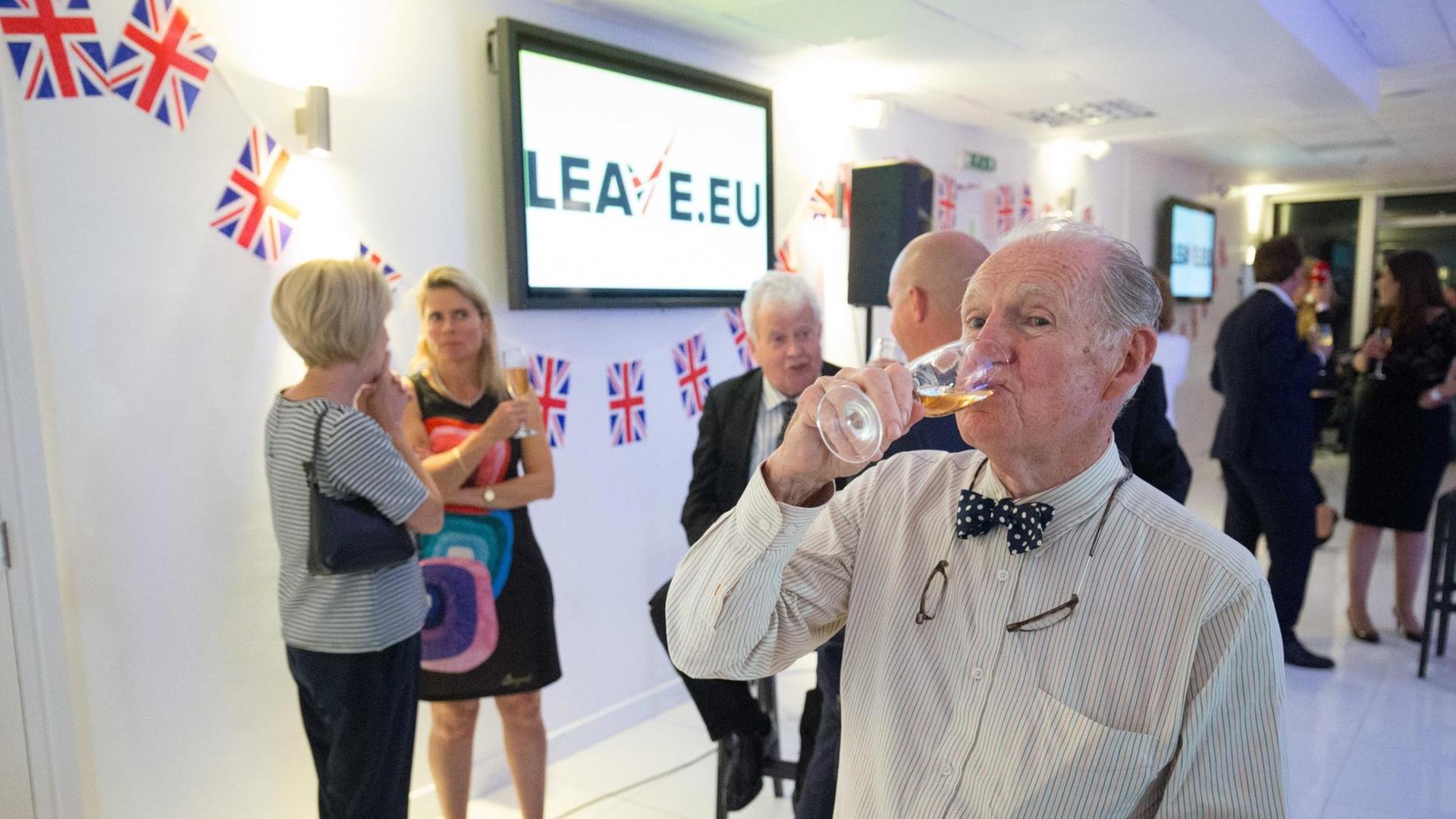 Unterstützer der Leave.eu Kampagne Unterstützer der Leave.eu Kampagne
