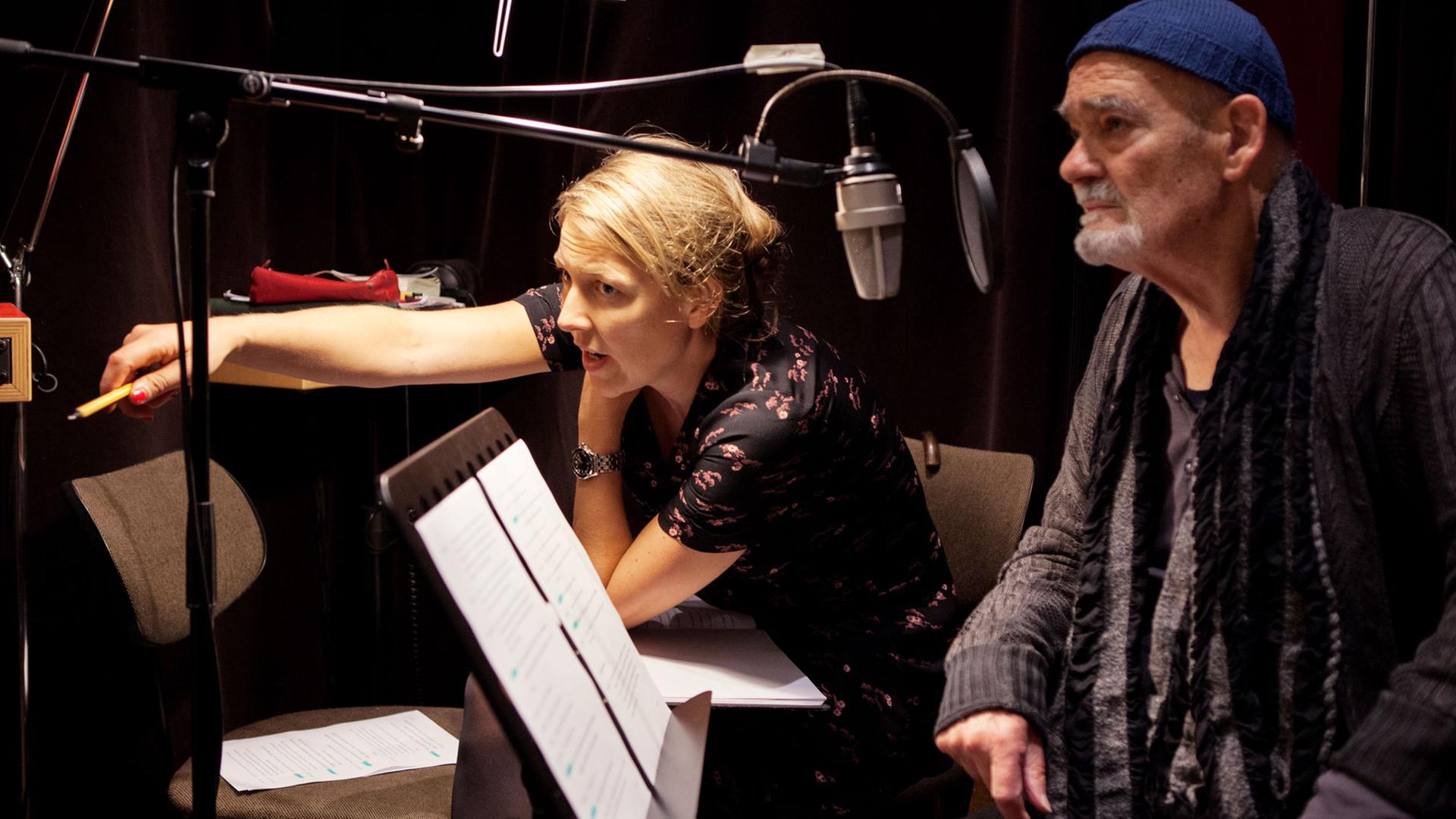Im Studio: Judith Lorentz und Hans-Michael Rehberg. Im Studio: Judith Lorentz und Hans-Michael Rehberg.