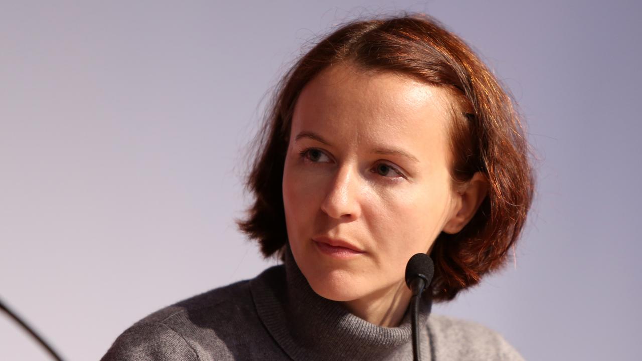 Die Schriftstellerin Alina Bronsky, aufgenommen 2014 auf der Buchmesse Frankfurt
