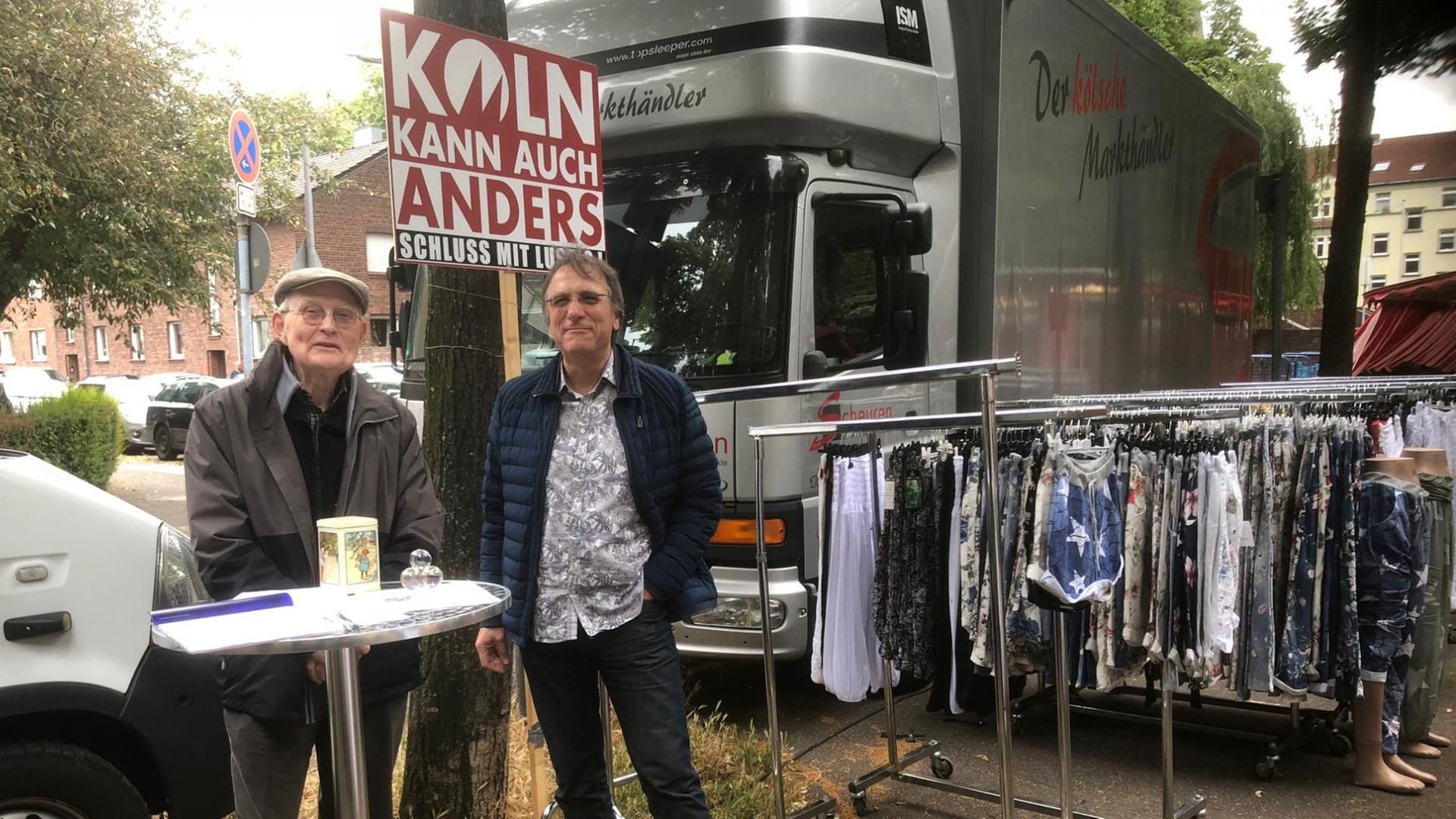 Burkhard Krems (l.) und Frank Deja von der Initiative "Köln kann auch anders"