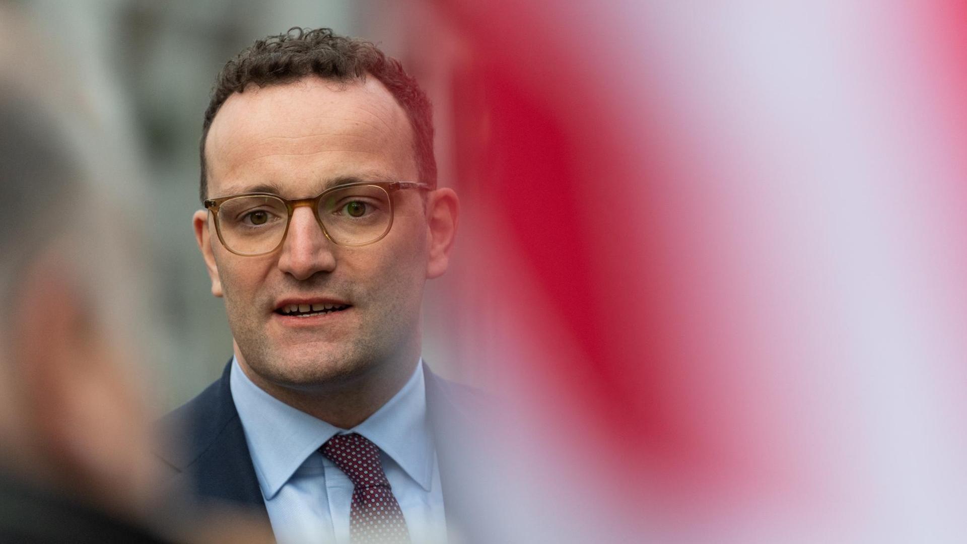 Bundesgesundheitsminister Jens Spahn (CDU) am 6.03.2019 bei der Veranstaltung "Gesund leben in Dresden" Bundesgesundheitsminister Jens Spahn (CDU) am 6.03.2019 bei der Veranstaltung "Gesund leben in Dresden"