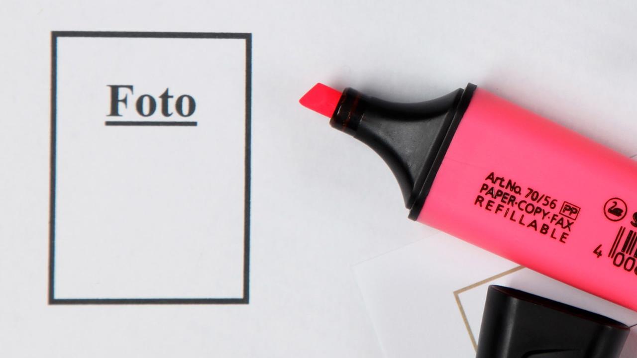 Vordruck für eine anonyme Bewerbung ohne Foto, Name und Alter Vordruck für eine anonyme Bewerbung ohne Foto, Name und Alter