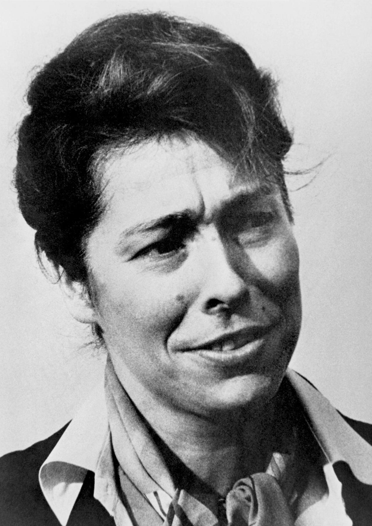 Die Politikwissenschaftlerin Gesine Schwan, aufgenommen am 1. Oktober 1984 in Berlin Die Politikwissenschaftlerin Gesine Schwan, aufgenommen am 1. Oktober 1984 in Berlin