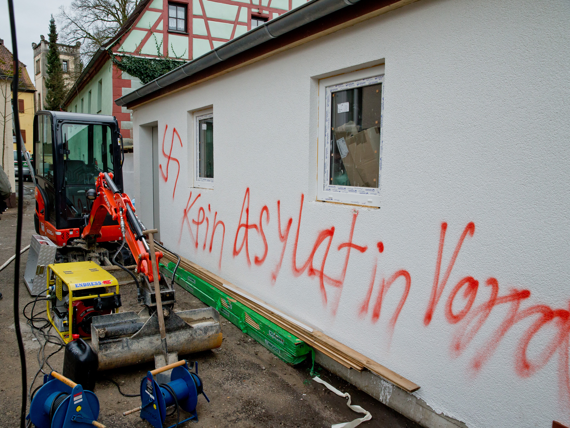 Brandanschlag In Vorra - Noch Keine Konkreten Spuren | Deutschlandfunk.de