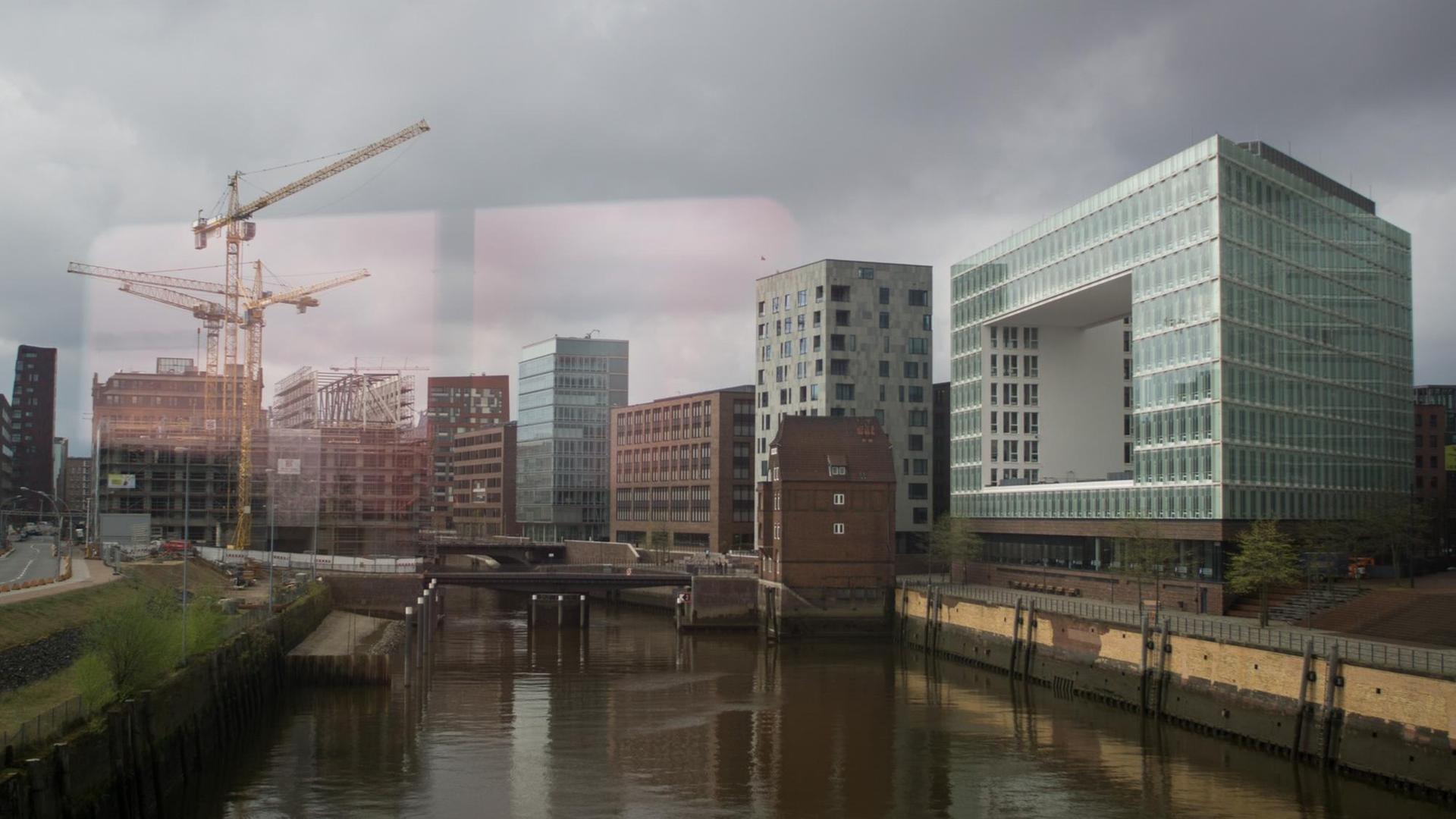 Stadt im Umbruch: die Skyline von Hamburg Stadt im Umbruch: die Skyline von Hamburg