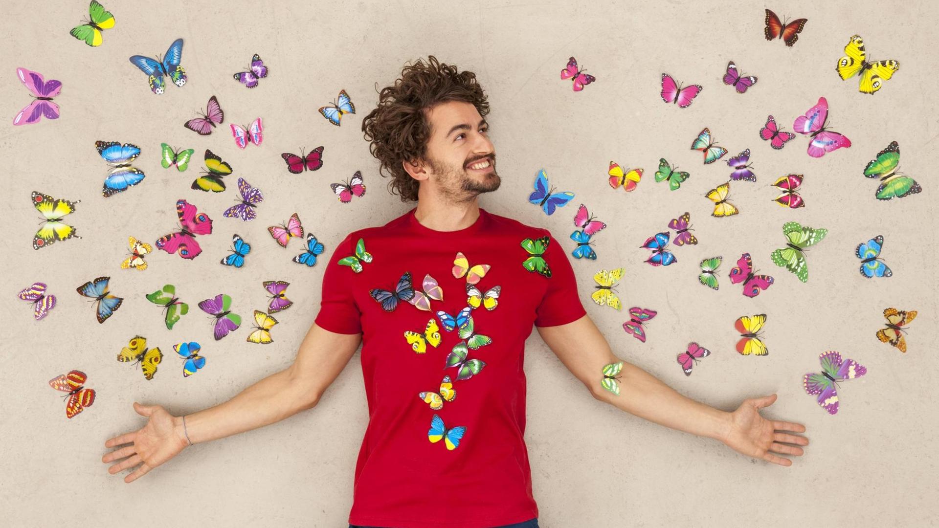 Schmetterlinge im Bauch - ein Glücksgefühl, aber verhält es sich mit dem Glück auch wie mit dem Schmetterling?