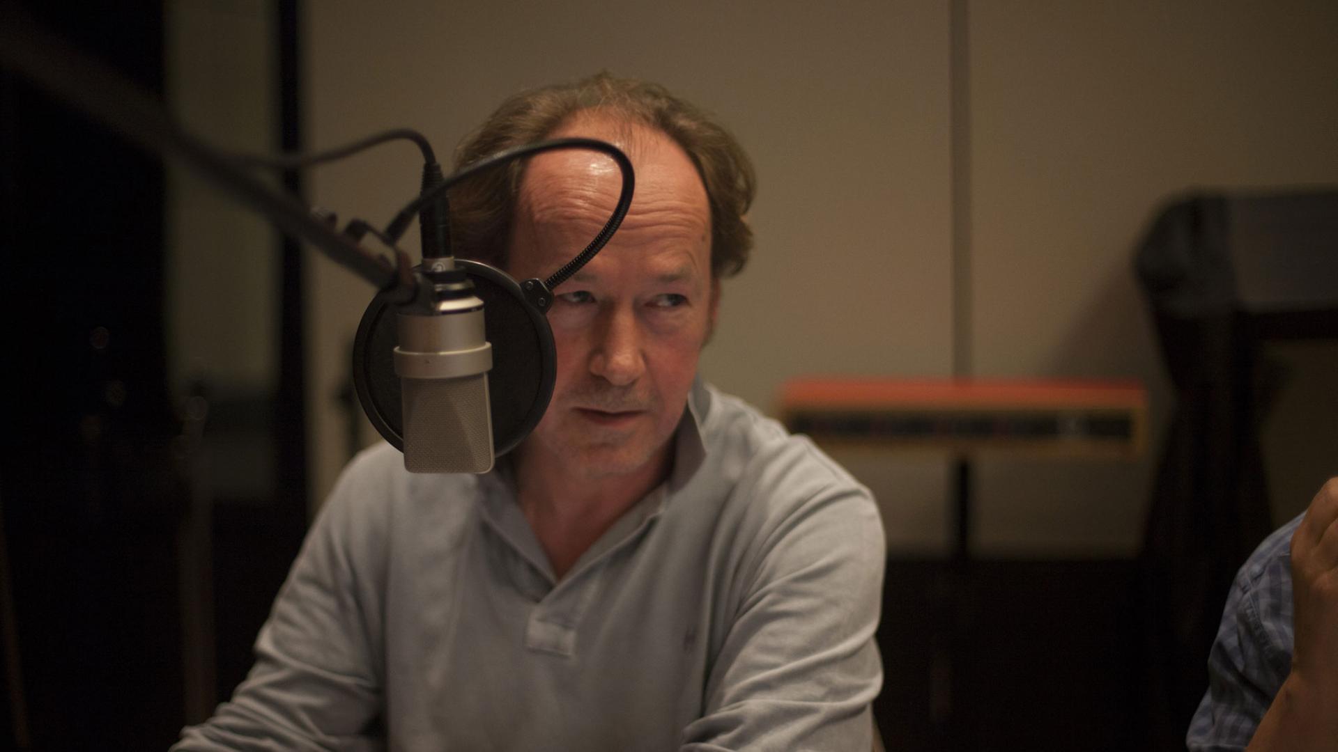 Ulrich Noethen in unserem Hörspielstudio. Ulrich Noethen in unserem Hörspielstudio.