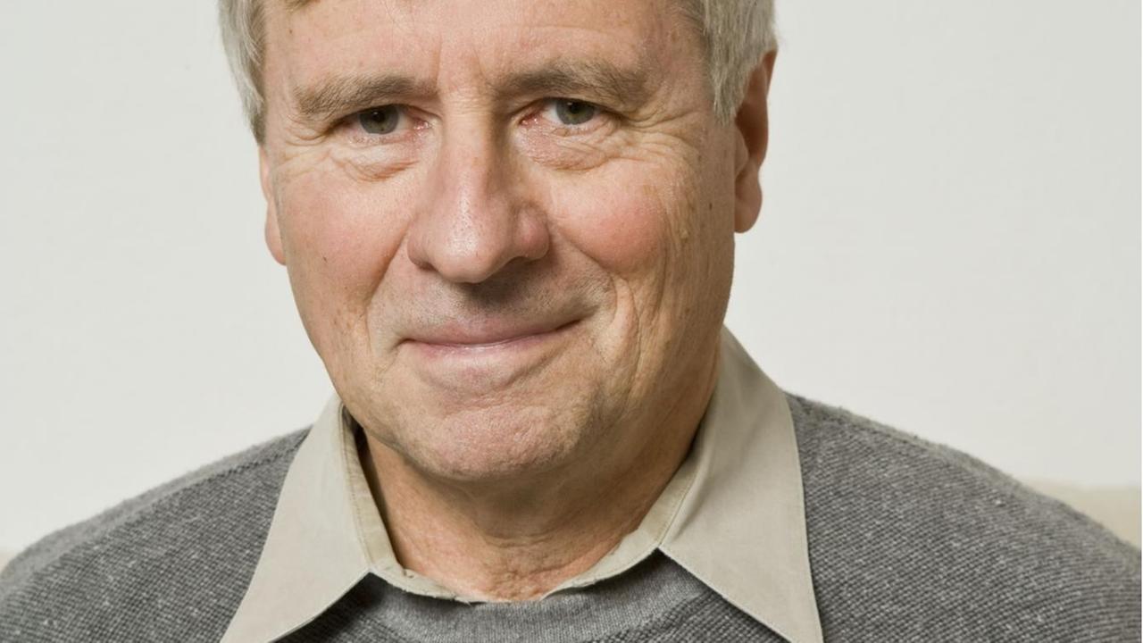 Dieter E. Zimmer Dieter E. Zimmer
