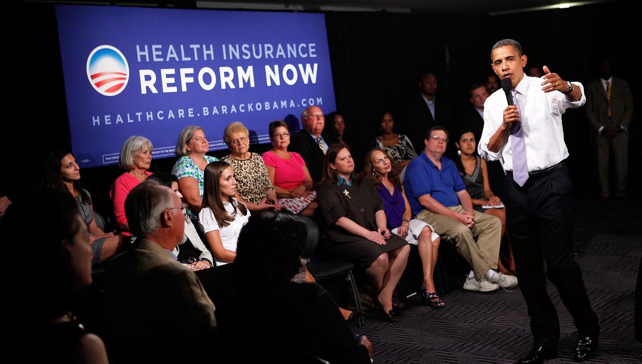 Barack Obama beantwortet Fragen zu seinen Plänen in Sachen Gesundheitsreform (August 2009 in Washington). 