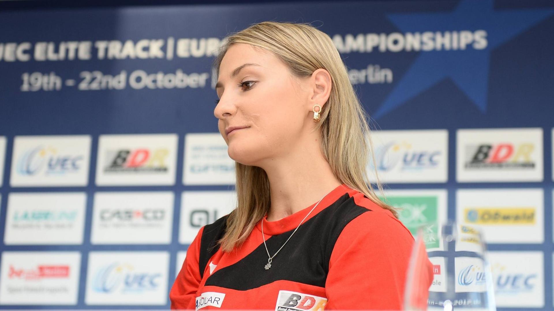 Die Radsportlerin Kristina Vogel ist nach Unfall querschnittgelähmt. Die Radsportlerin Kristina Vogel ist nach Unfall querschnittgelähmt.