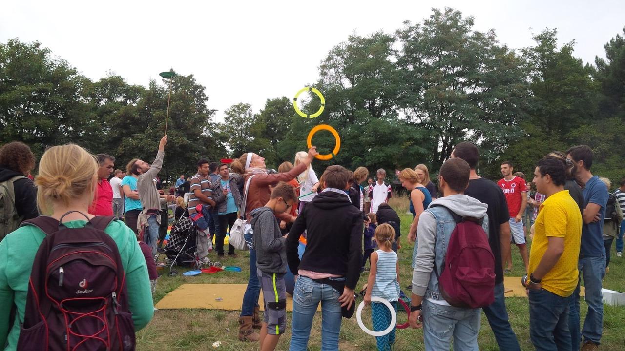Bild vom Willkommensfest für Flüchtlinge in Heidenau. Bild vom Willkommensfest für Flüchtlinge in Heidenau.