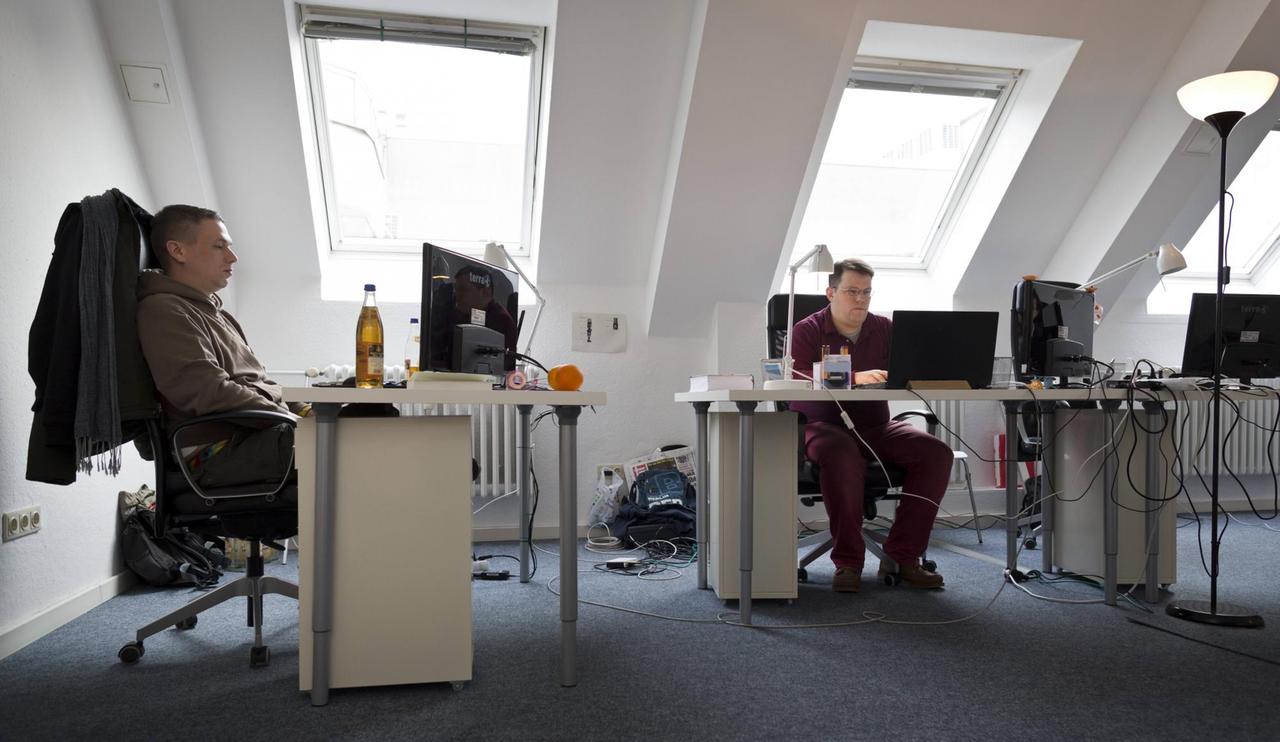 Die Berliner Firma Auticon beschäftigt ausschliesslich Menschen mit Autismus als Consultants im IT-Bereich. Die Berliner Firma Auticon beschäftigt ausschliesslich Menschen mit Autismus als Consultants im IT-Bereich.