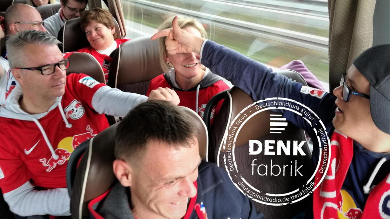 2051637278_Vorfreude aufs Spiel.jpg 2051637278_Vorfreude aufs Spiel.jpg