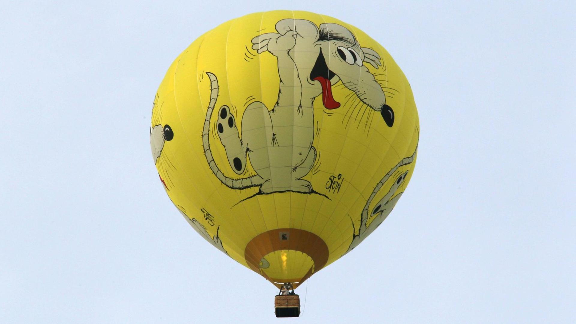 Auf dem Ballon ist eine Maus, die Uli Stein gezeichnet hat. Auf dem Ballon ist eine Maus, die Uli Stein gezeichnet hat.