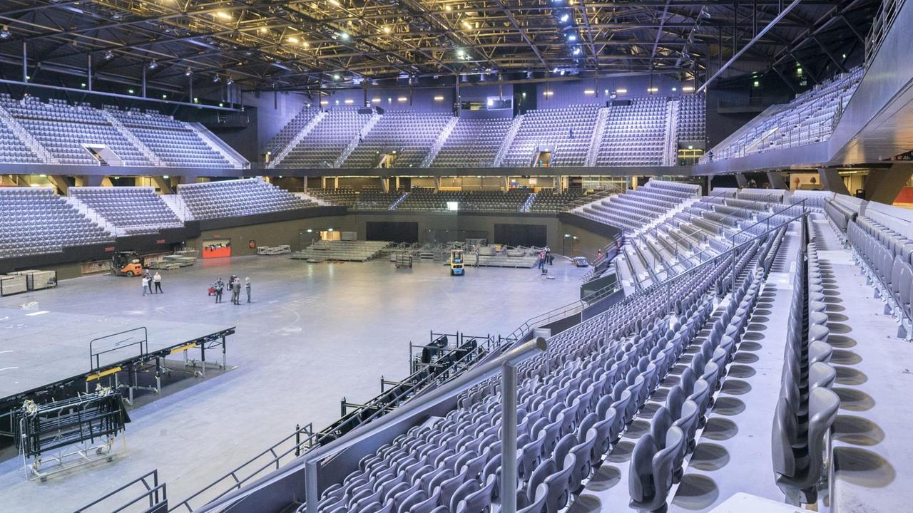 Blick in die leere Halle in Rotterdam, in der der ESC 2020 hätte stattfinden sollen. Blick in die leere Halle in Rotterdam, in der der ESC 2020 hätte stattfinden sollen.