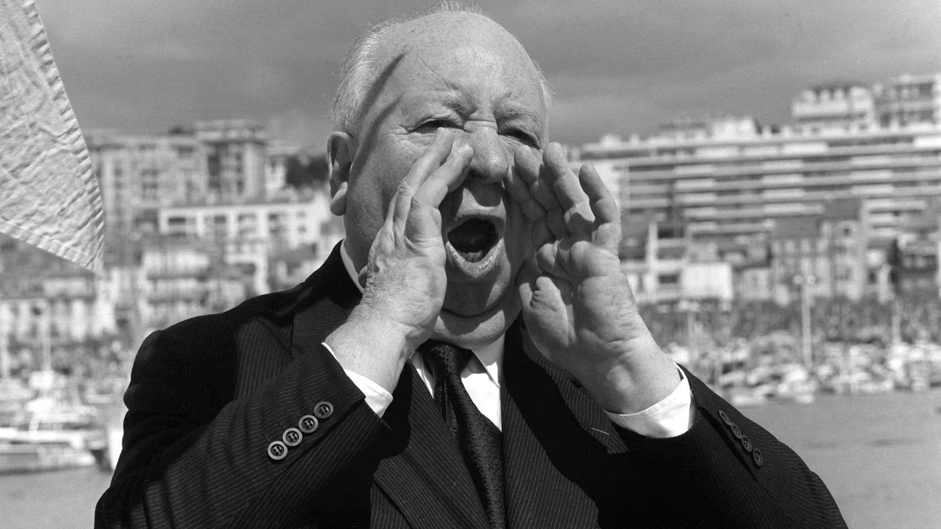Der britische Filmregisseur Alfred Hitchcock im Mai 1972 in Cannes