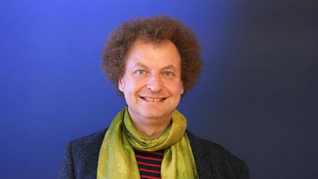 Ein Portrait des Schriftstellers Jan Peter Bremer Ein Portrait des Schriftstellers Jan Peter Bremer