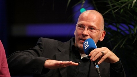 Arne Güllich, Professor für Sportwissenschaften (TU Kaiserslautern) Arne Güllich, Professor für Sportwissenschaften (TU Kaiserslautern)