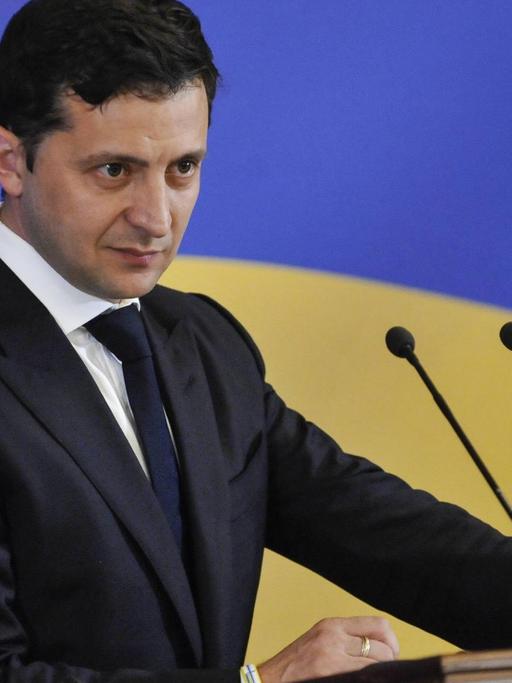 Der ukrainische Präsident Wolodymyr Selenskyj bei einer Rede des EU-Gipfels in der Ukraine