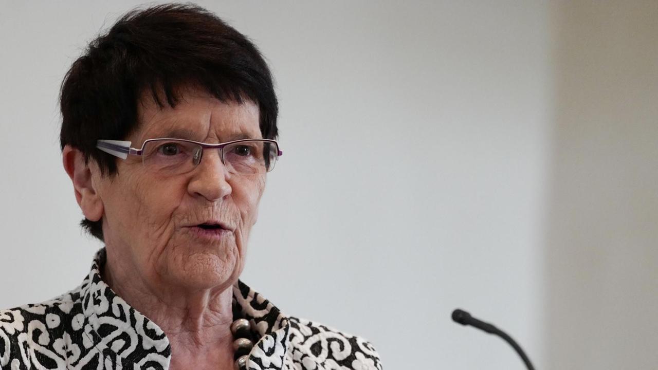 Das Foto zeigt Bundestagspräsidentin a.D., Rita Süßmuth (CDU), während Rede am 22.04.2017 in der Schloßkirche in Schloß Hartenfels in Torgau (Sachsen). Das Foto zeigt Bundestagspräsidentin a.D., Rita Süßmuth (CDU), während Rede am 22.04.2017 in der Schloßkirche in Schloß Hartenfels in Torgau (Sachsen).