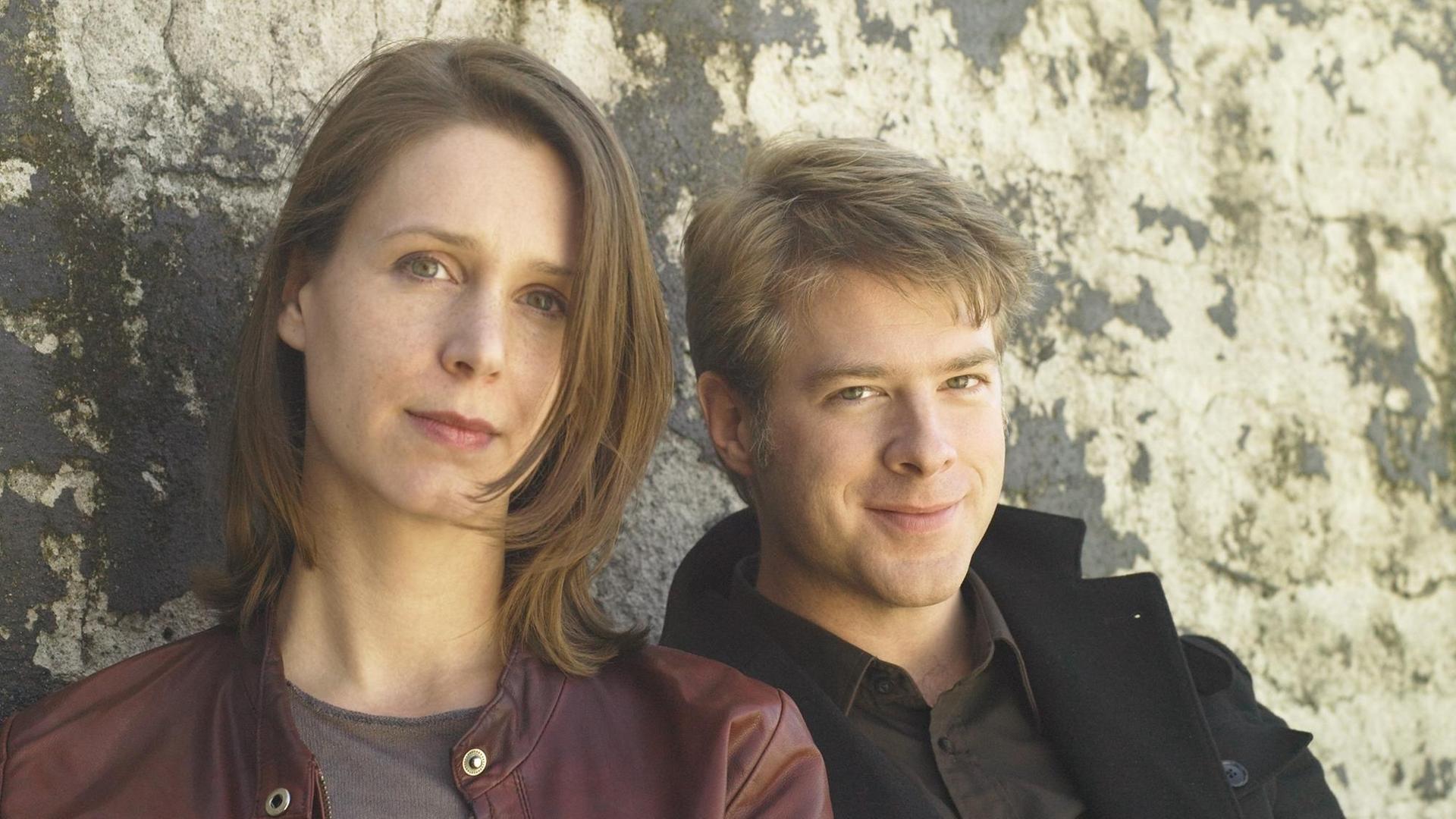 Anne Weiss und Stefan Bonner, die Autoren von "Wir Kassettenkinder" Anne Weiss und Stefan Bonner, die Autoren von "Wir Kassettenkinder"