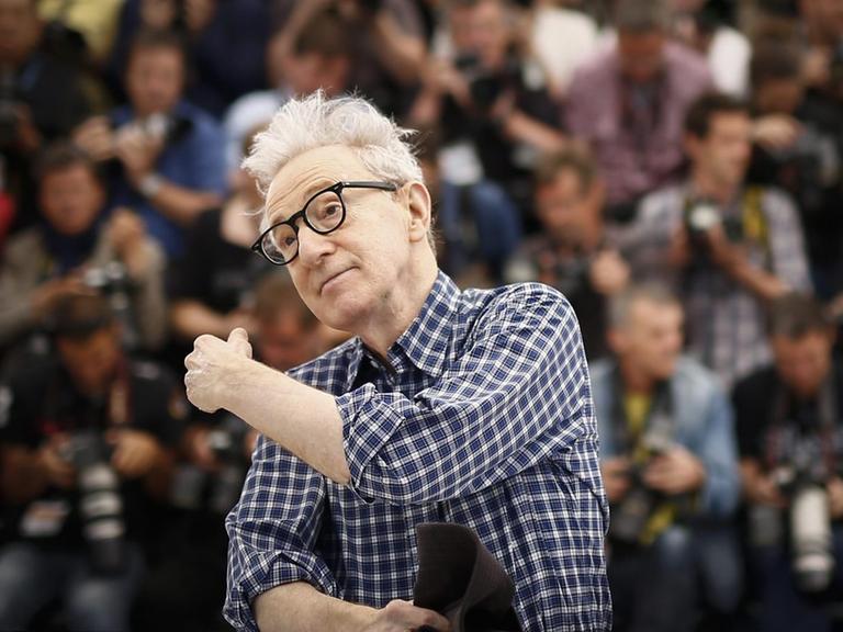 Regisseur Woody Allen beim Fototermin für den Film "Irrational Man" beim 68. internationalen Filmfestival Cannes am 15. Mai 2015.
